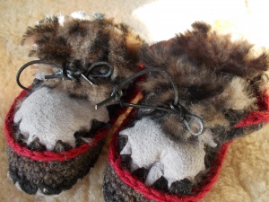 Wee kids crochet slippers